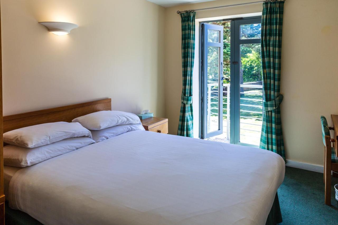 Bed and Breakfast Middle Aston House Экстерьер фото